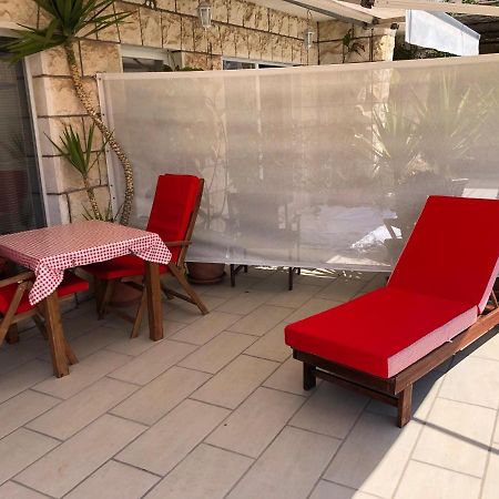 Cozy New Flat For 2 Or 3 Hvar Town Exterior foto