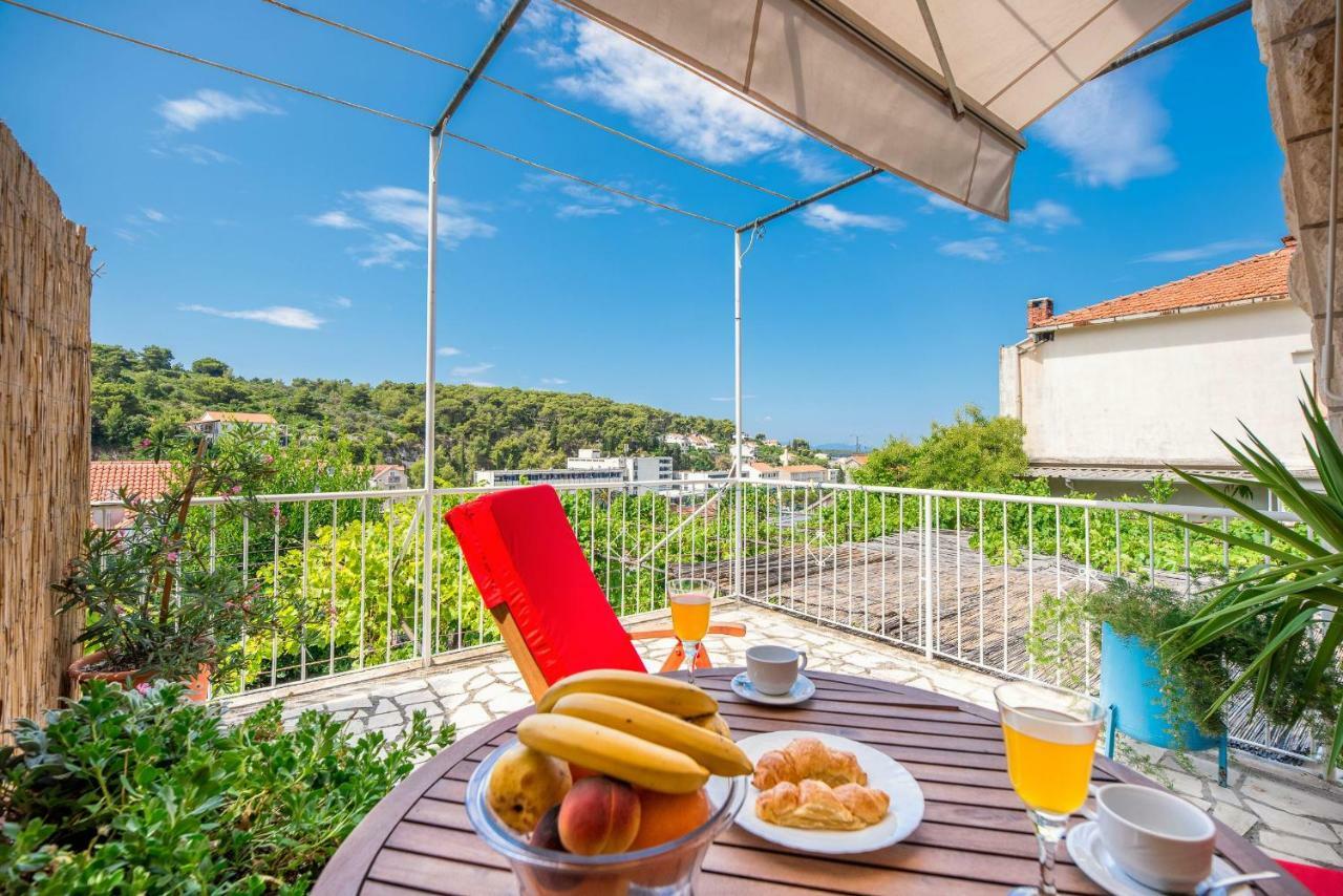 Cozy New Flat For 2 Or 3 Hvar Town Exterior foto